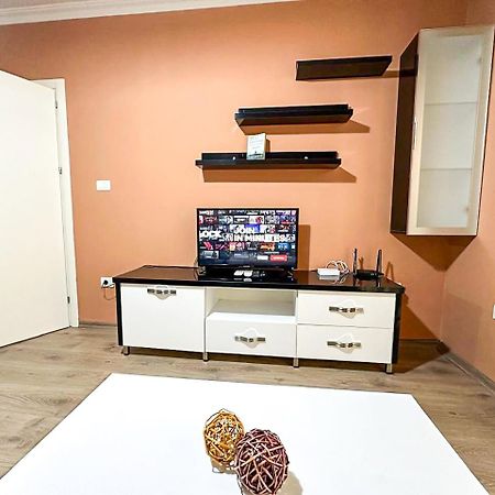 Grand Park 2Br Apartment Tirana Exterior foto