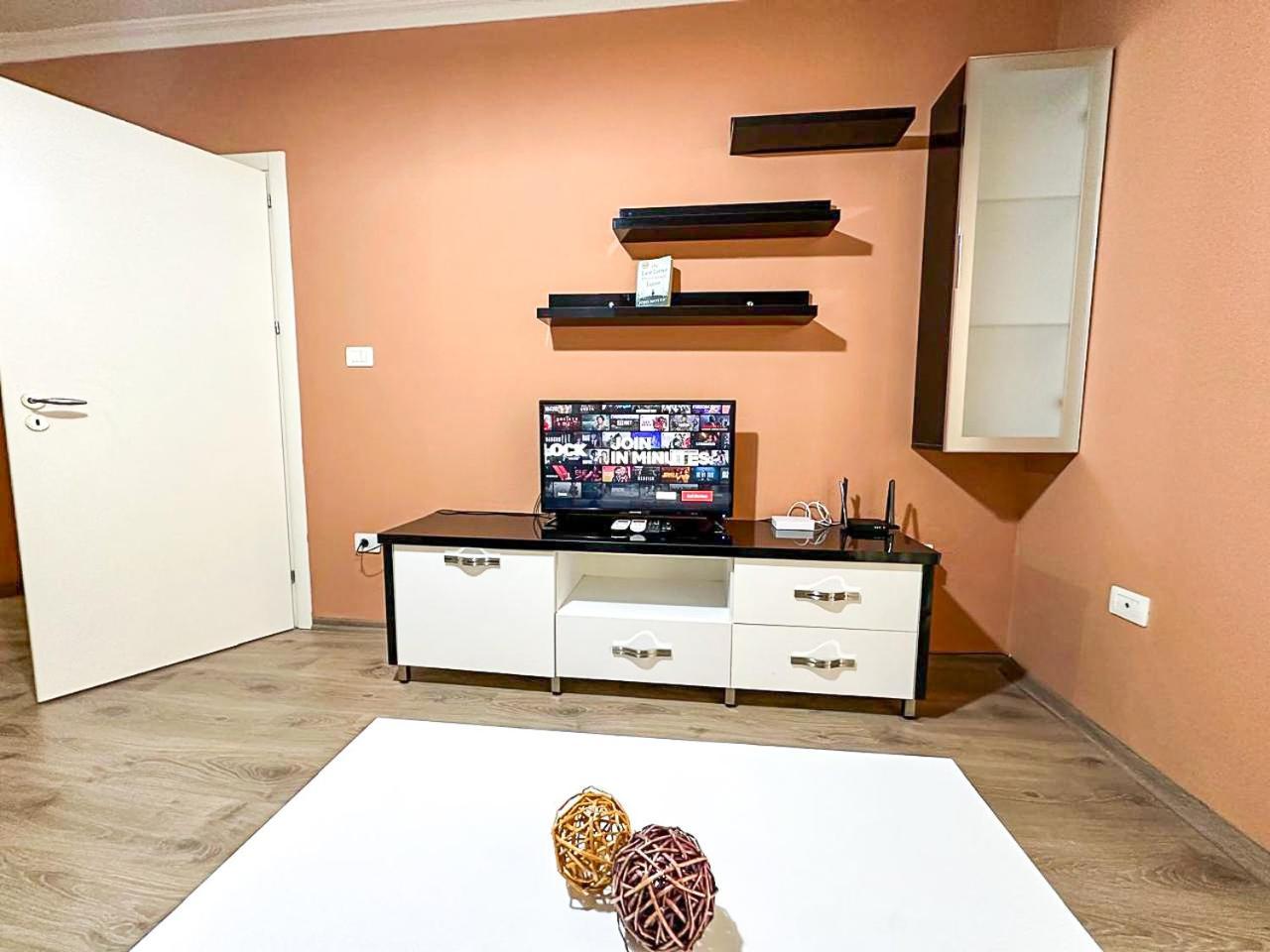 Grand Park 2Br Apartment Tirana Exterior foto