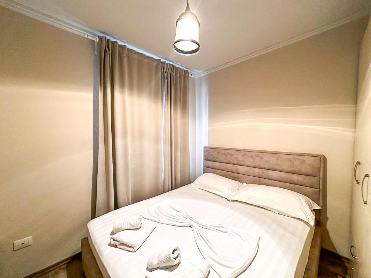 Grand Park 2Br Apartment Tirana Exterior foto